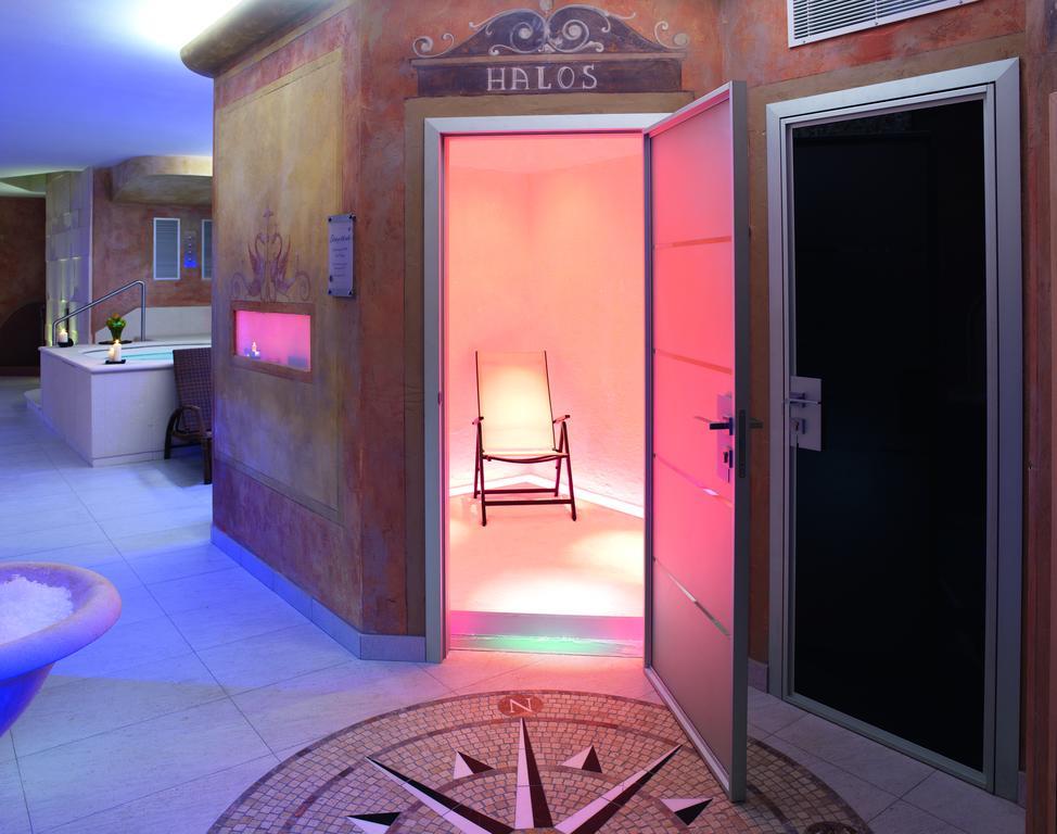 Gallery Guest house