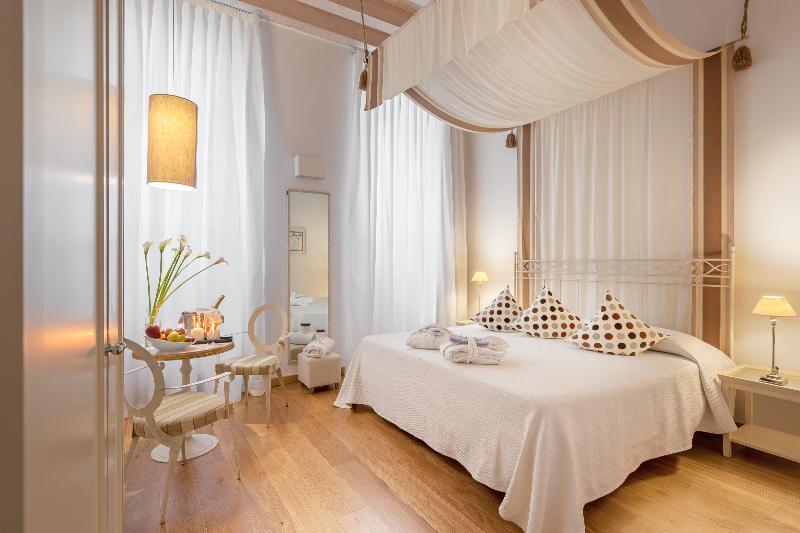 Gallery Guest house 2*